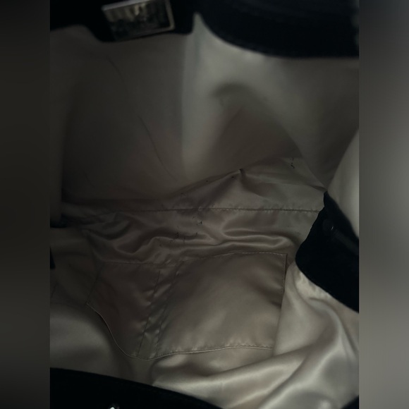 Stuart Weitzman black suede shoulder bag with sherpa - Picture 12 of 12